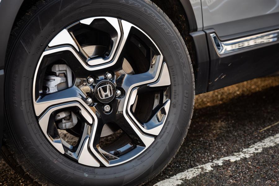 Колеса Honda CR-V 2018 года  (UK) (фото 25 из 40)